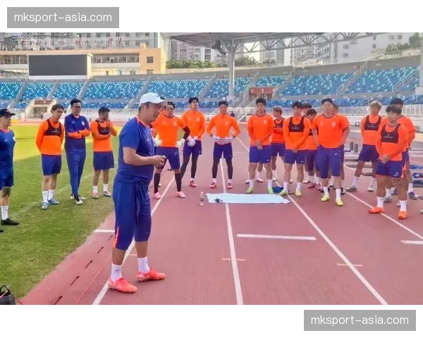 山东泰山调整热身计划：取消球迷互动活动，全力备战新赛季